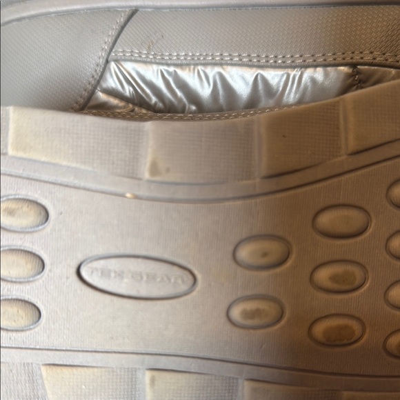 Tek Gear Silver Winter & Rain Boots - Picture 9 of 9